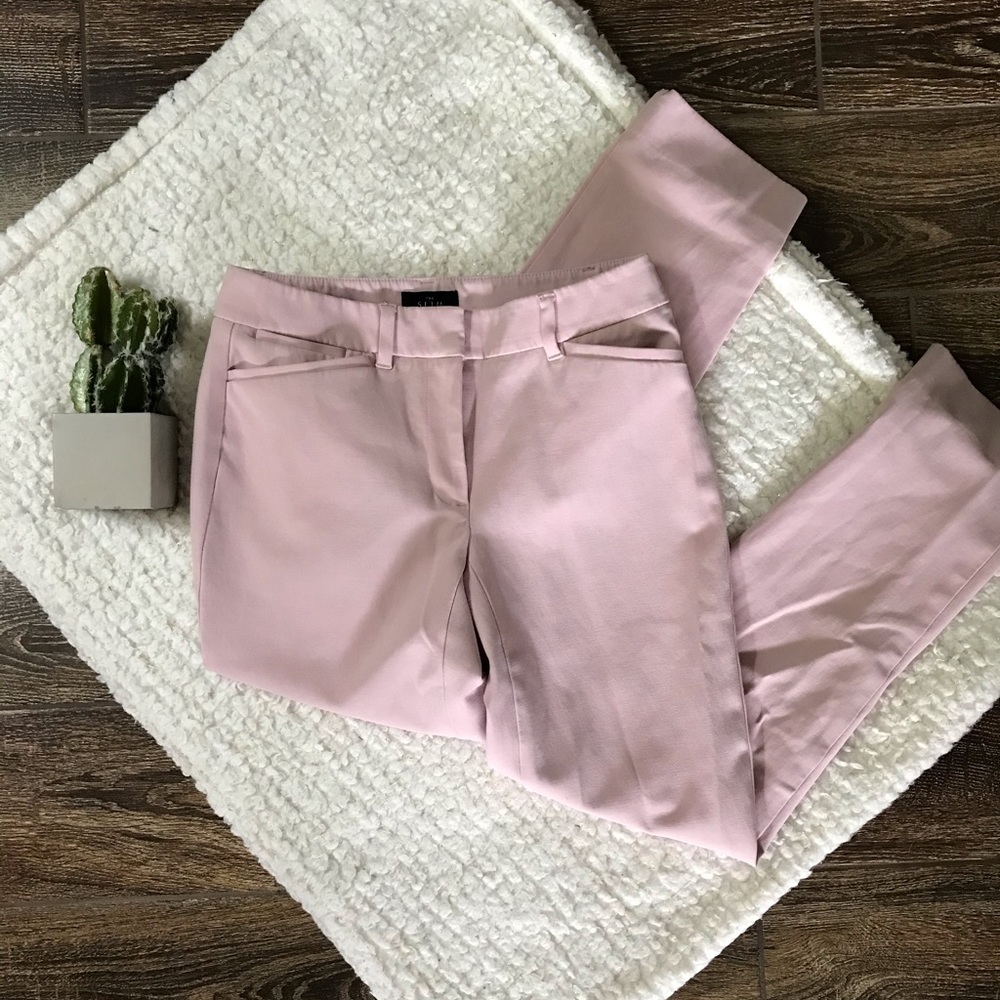White House Black Market Pink Cropped Pants